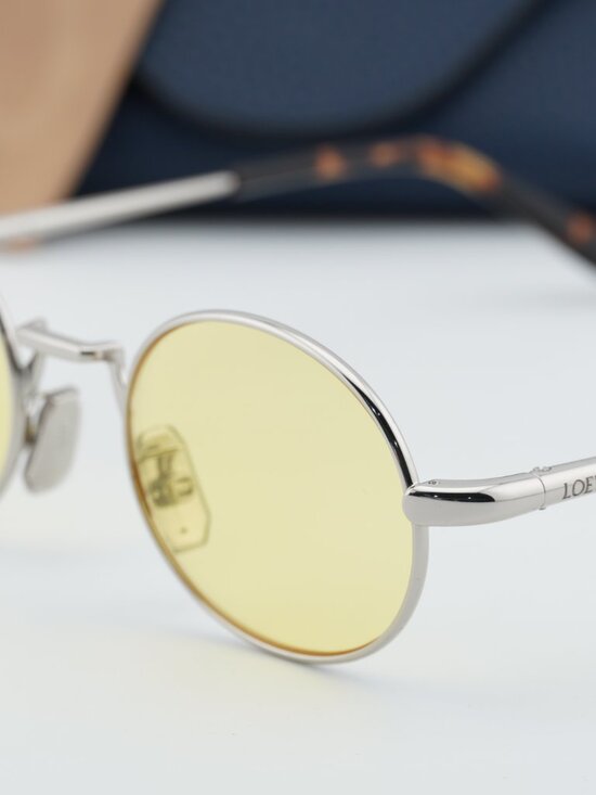 Loewe LW40151U 16J Oval Sunglasses – Silver\\Light Yellow main image 6